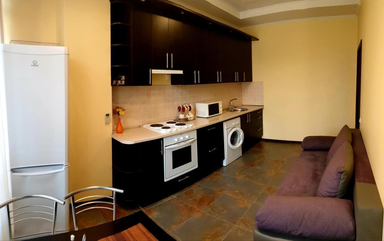 Sigurd Hall Apartments Odessa Extérieur photo